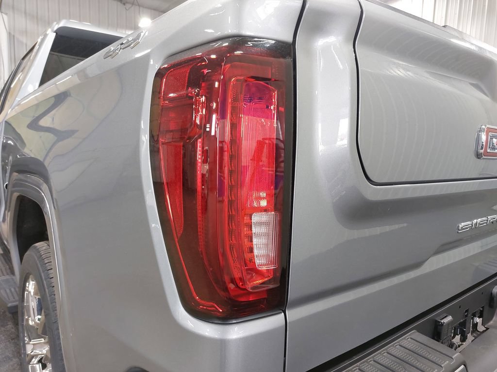 New 2025 GMC Sierra 1500 SLT w/ SLT Premium Plus Package AWD/4WD image 35