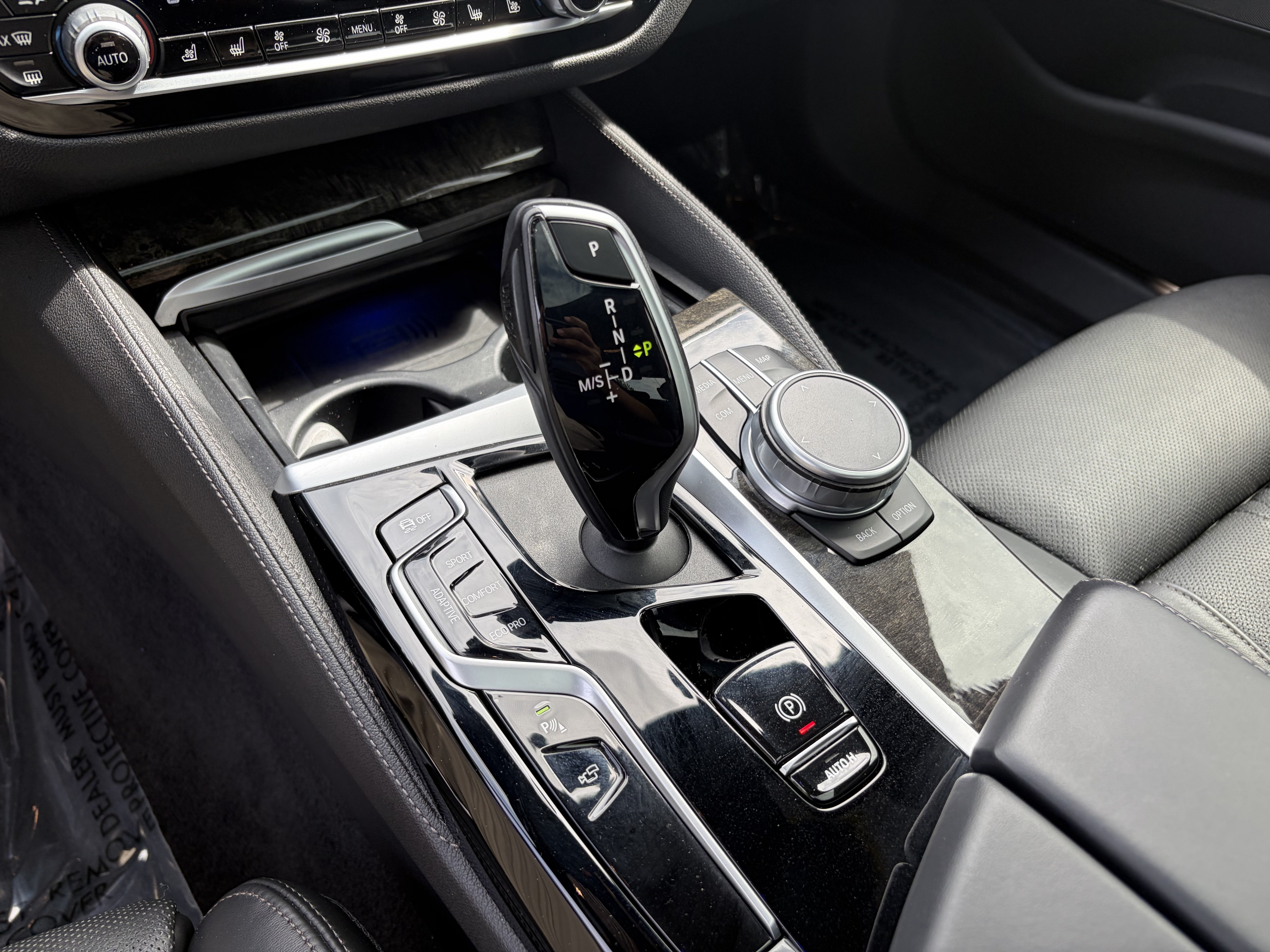 Used 2021 BMW M550i xDrive AWD/4WD image 12