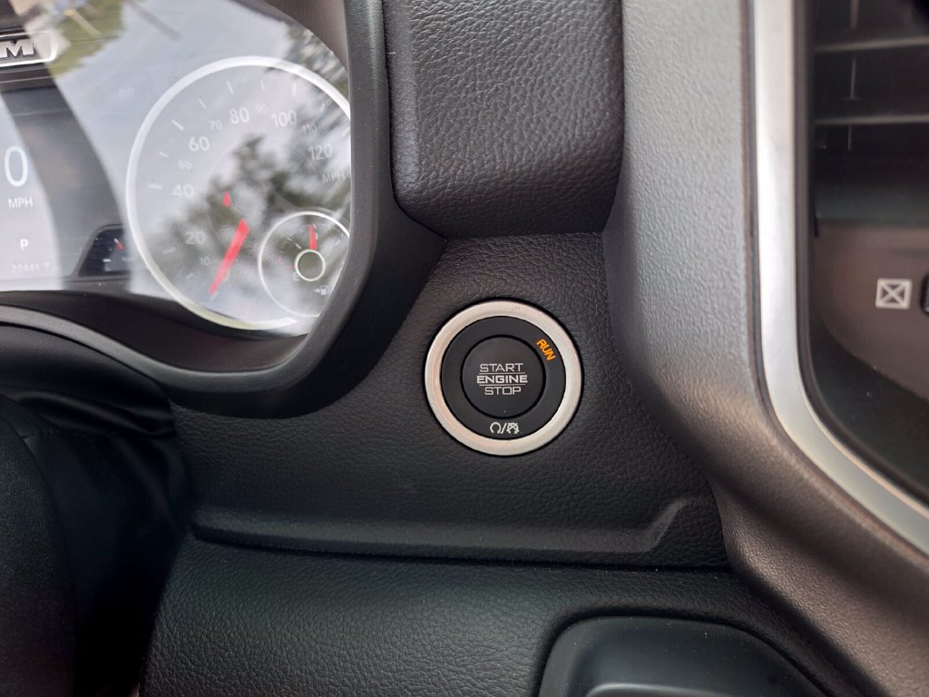 Used 2025 RAM 1500 Big Horn RWD image 29