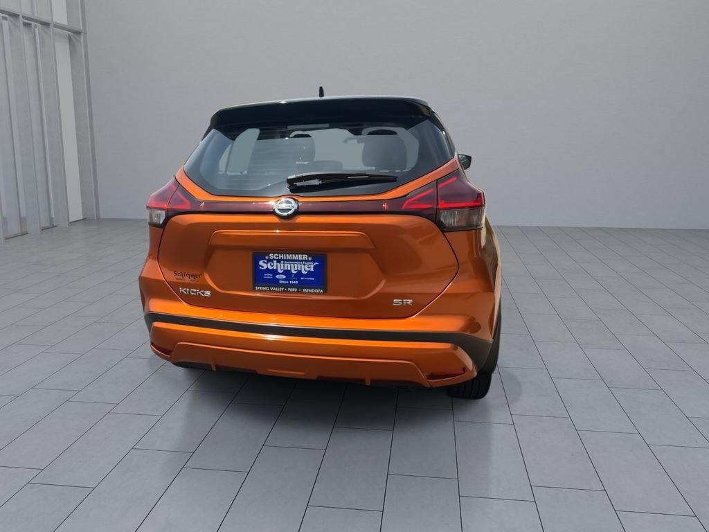 Used 2021 Nissan Kicks SR FWD image 8