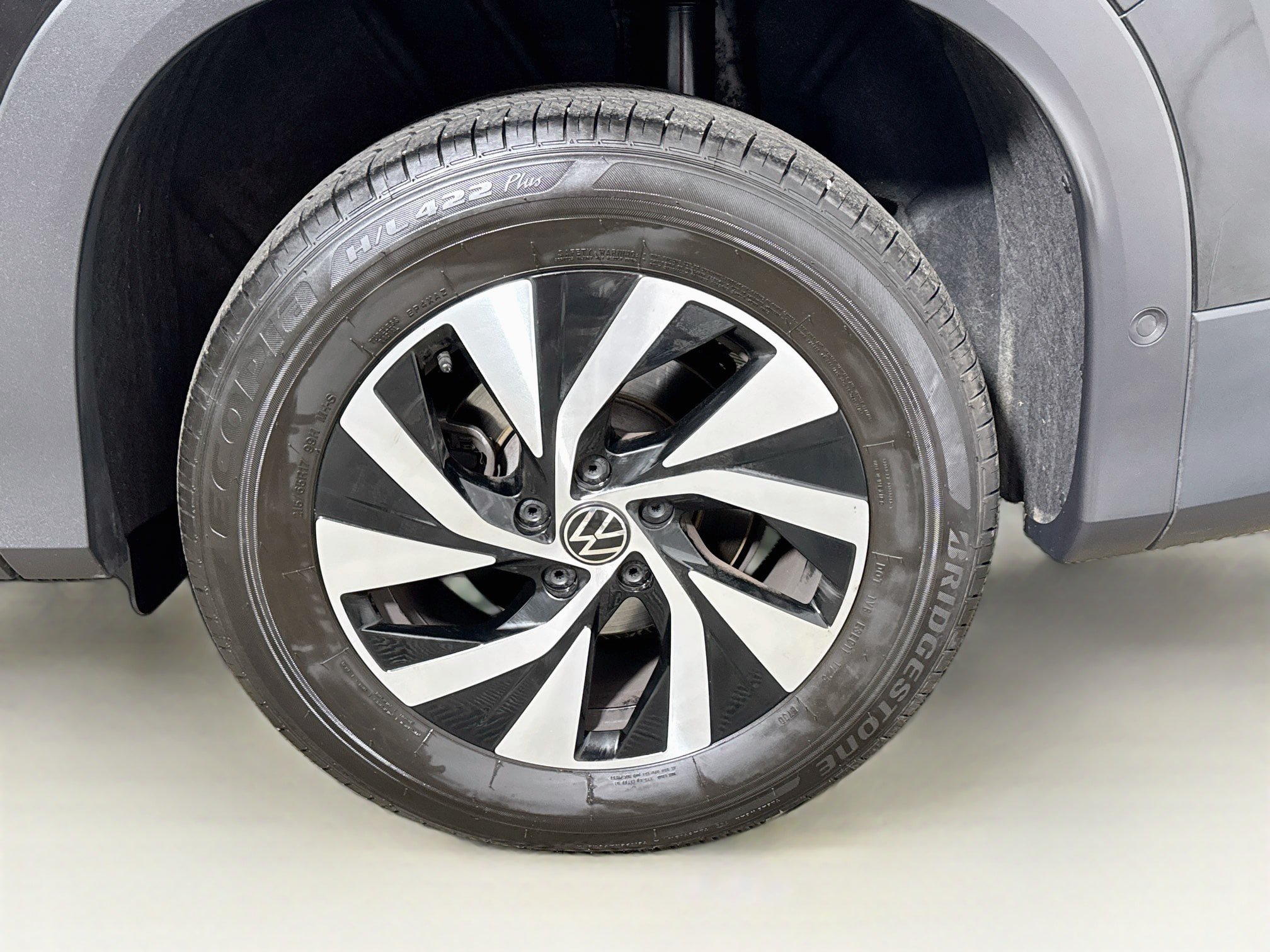 Used 2025 Volkswagen Tiguan S AWD/4WD image 27