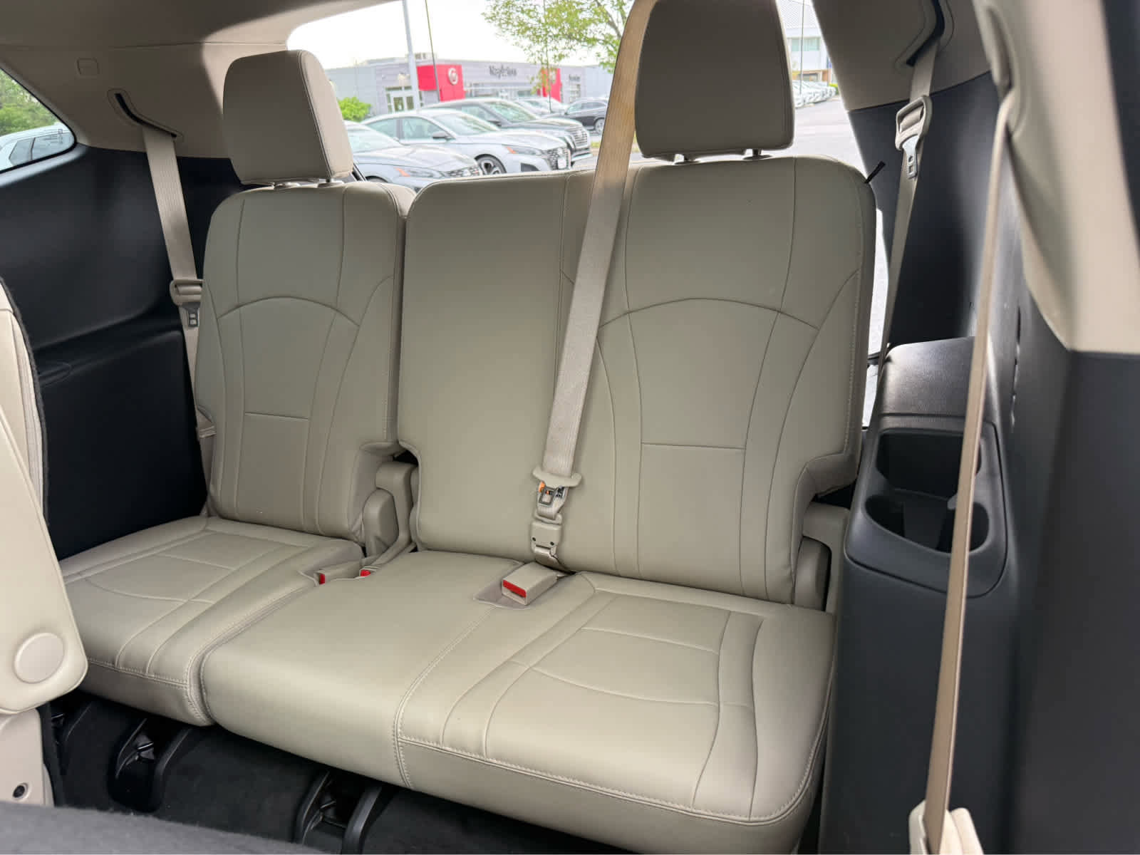 Used 2020 Buick Enclave Premium w/ Sun and Sites Package AWD/4WD image 20