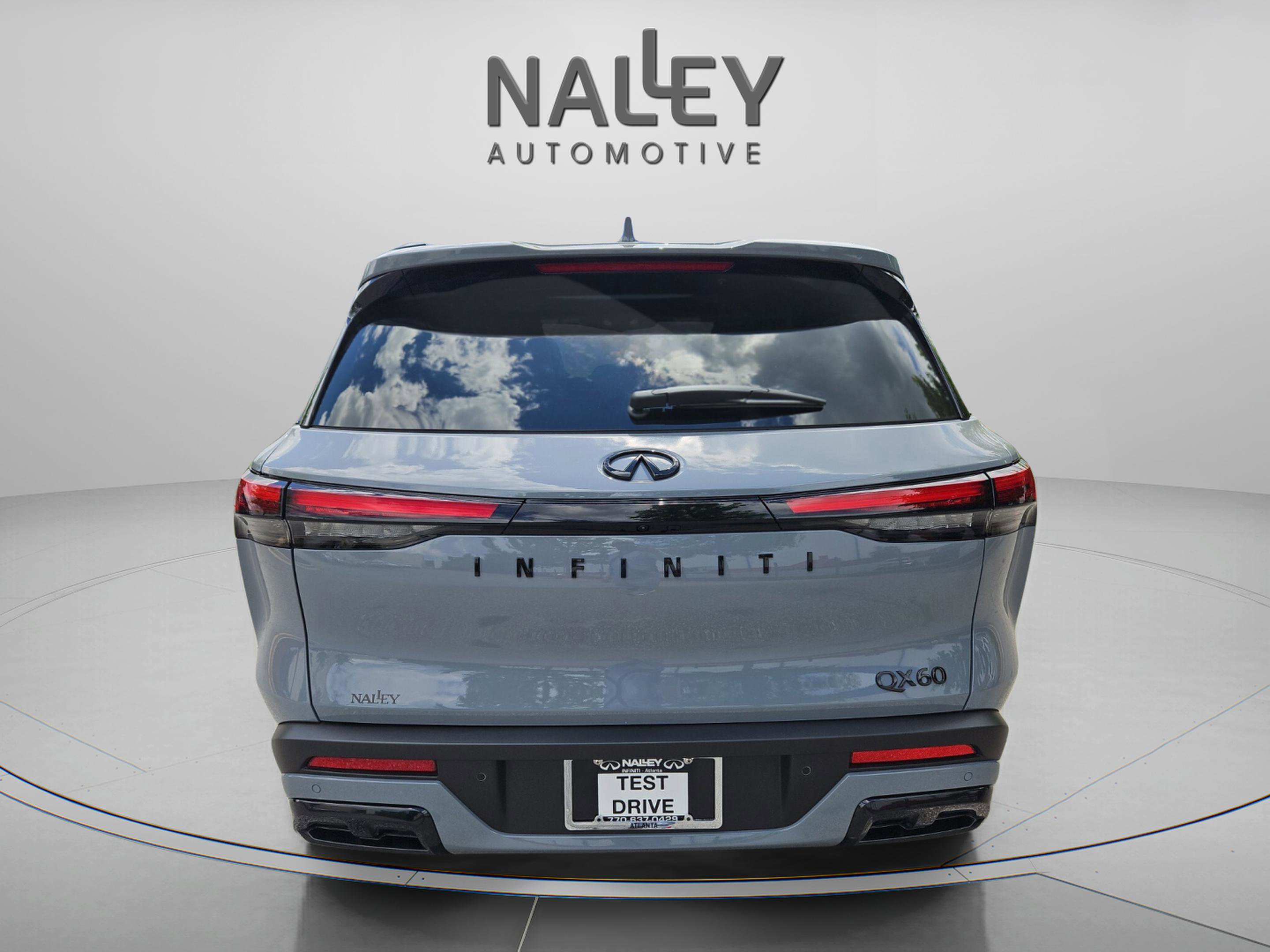 Certified 2025 INFINITI QX60 Luxe w/ Black Edition image 4