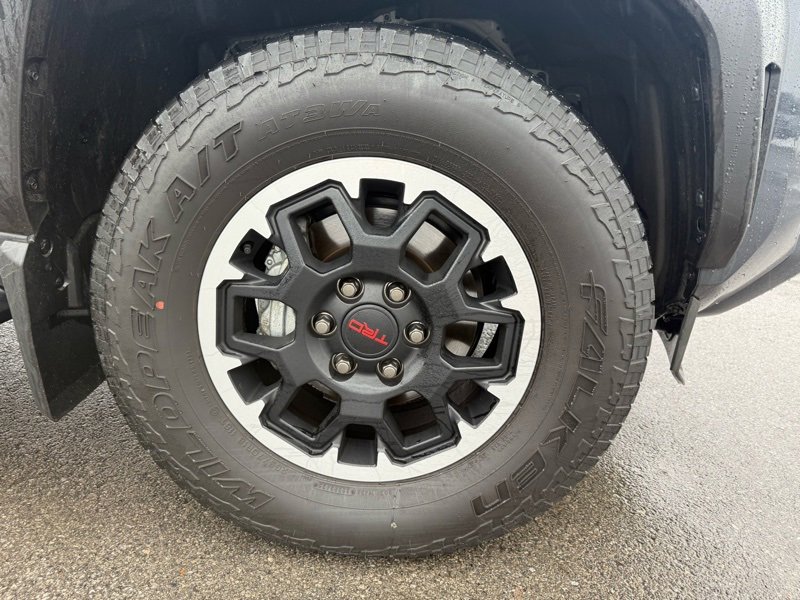 Used 2025 Toyota 4Runner TRD Off-Road Premium w/ Tow Technology Package image 4