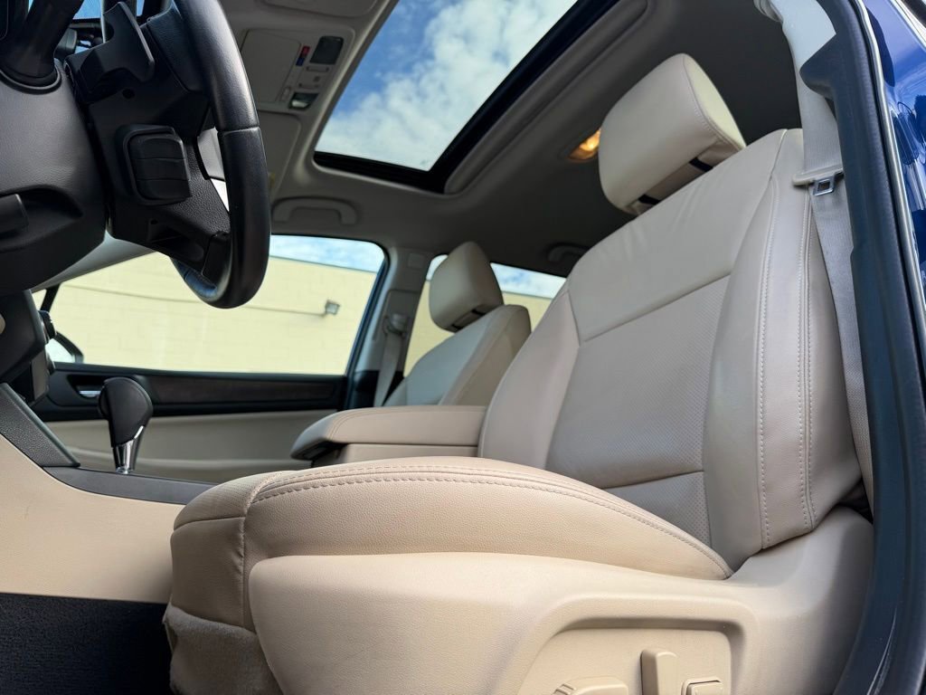 Used 2017 Subaru Outback 2.5i Limited image 9