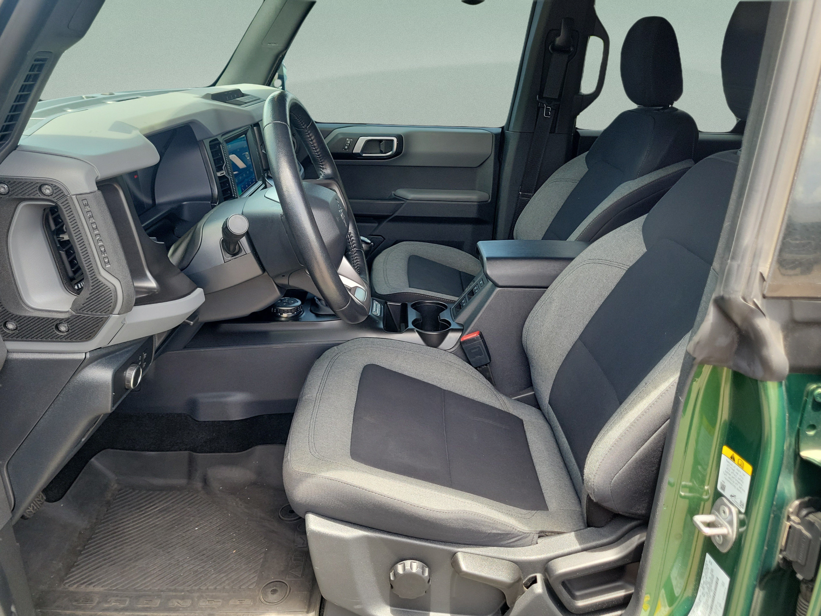 Used 2022 Ford Bronco Big Bend w/ Sasquatch Package AWD/4WD image 18