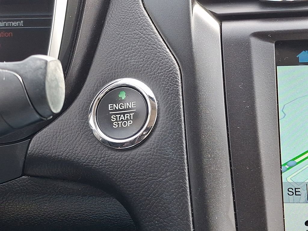 Used 2018 Ford Fusion Titanium image 22