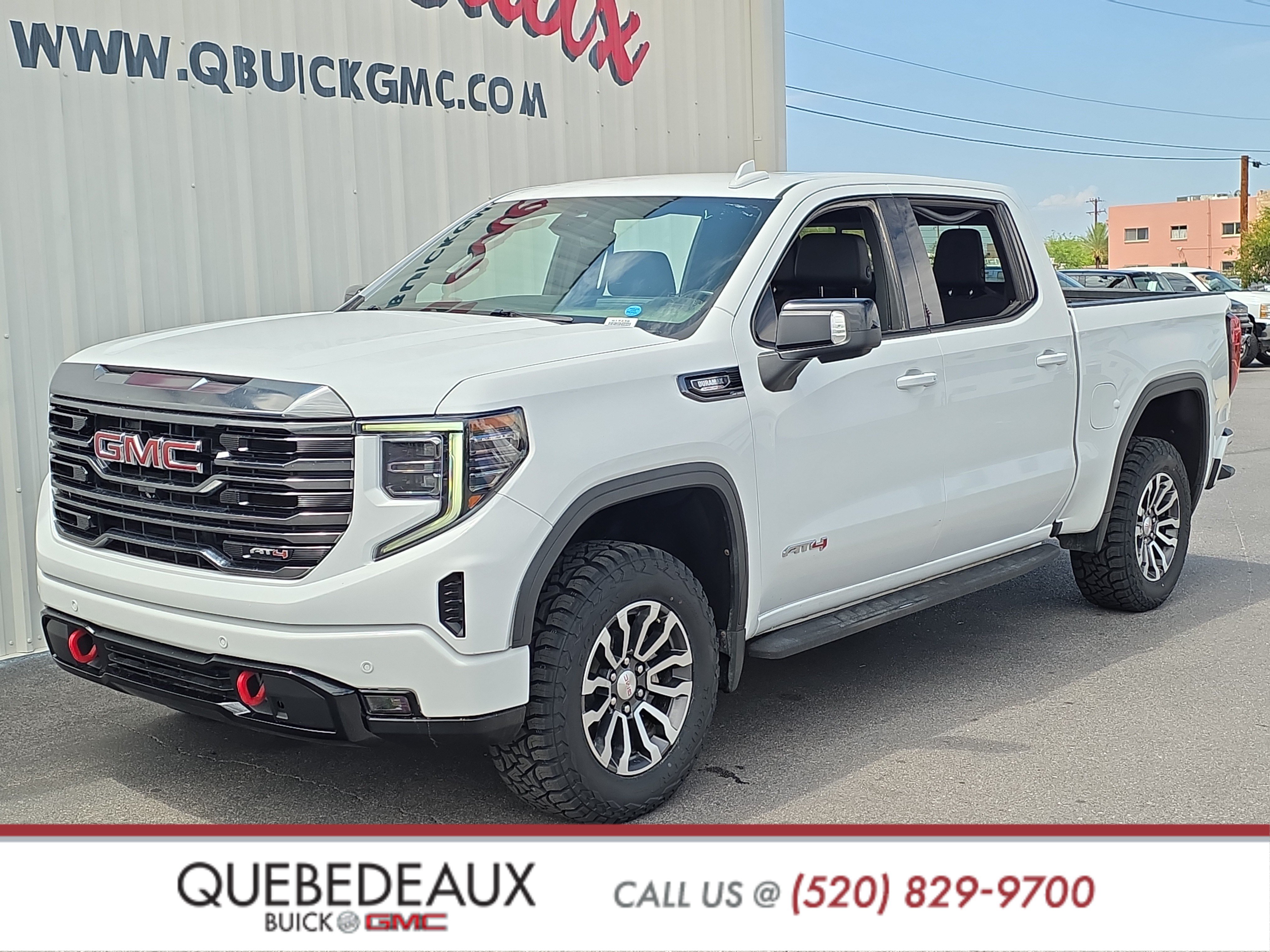 Used 2023 GMC Sierra 1500 AT4 w/ Technology Package AWD/4WD image 3