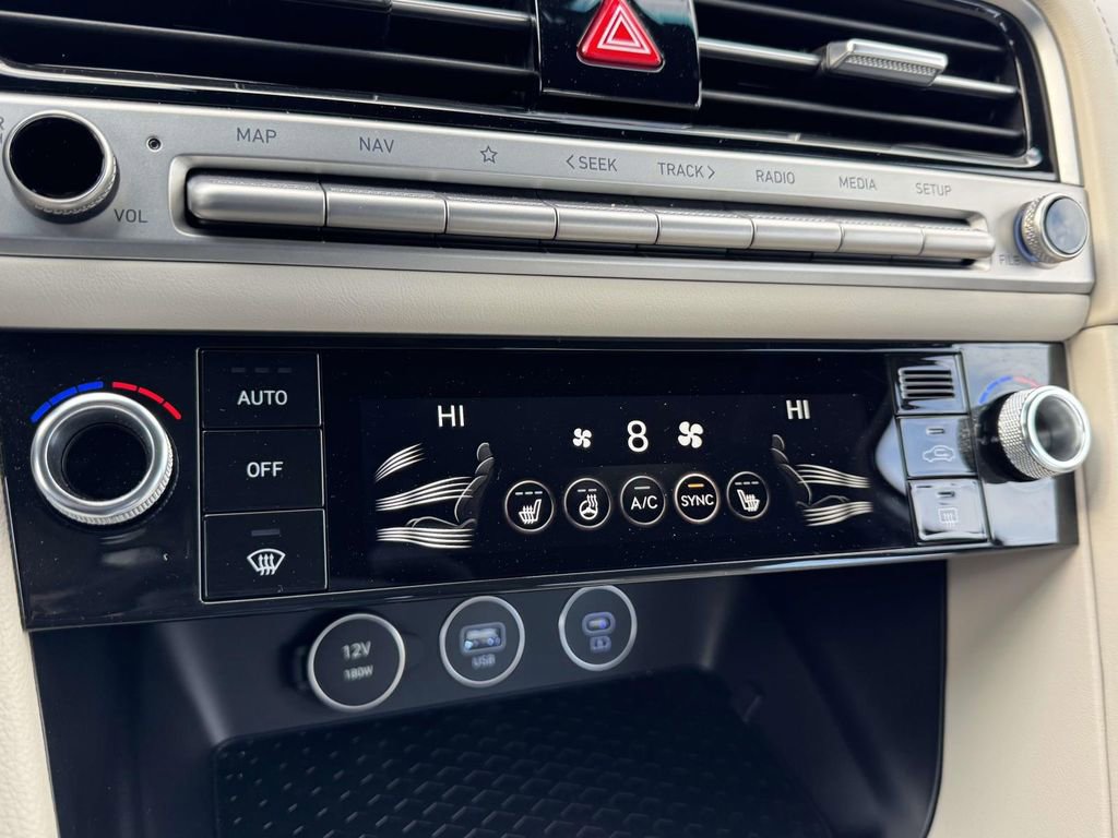 Certified 2026 Genesis G70 2.5T image 25