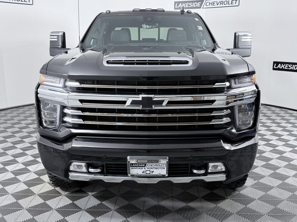 Used 2023 Chevrolet Silverado 2500 High Country image 9