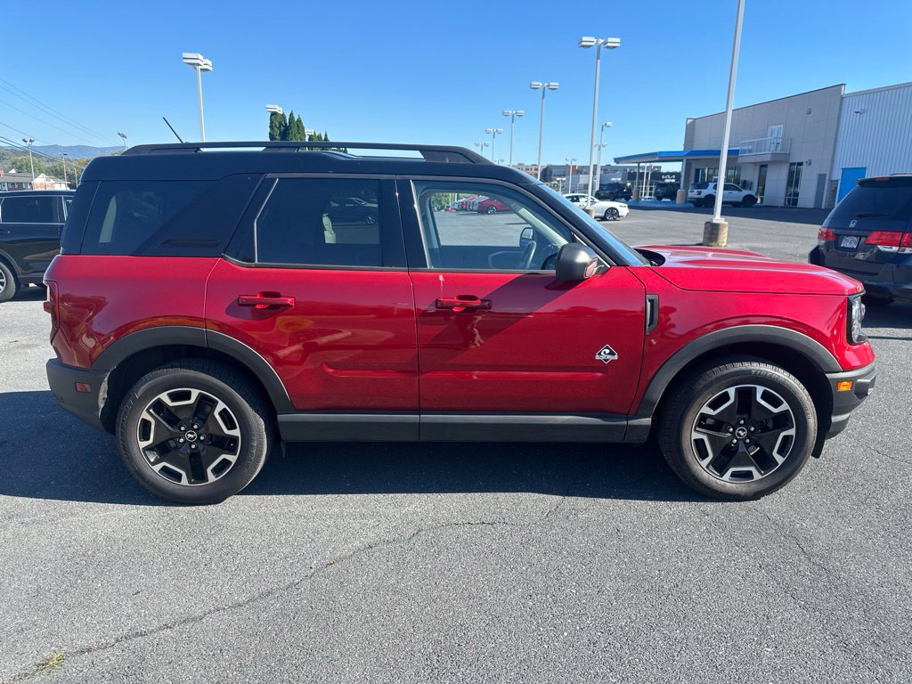 Used 2021 Ford Bronco Sport Outer Banks AWD/4WD image 2
