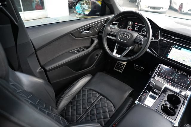 Used 2023 Audi SQ8 Prestige AWD/4WD image 23