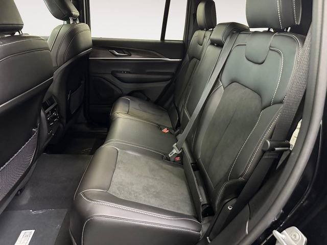 New 2026 Jeep Grand Cherokee Altitude AWD/4WD image 21