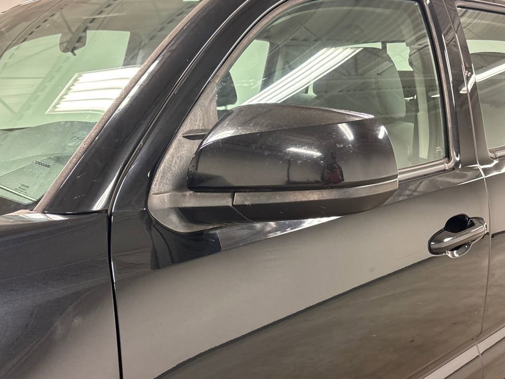 Used 2018 Toyota Tacoma SR image 13