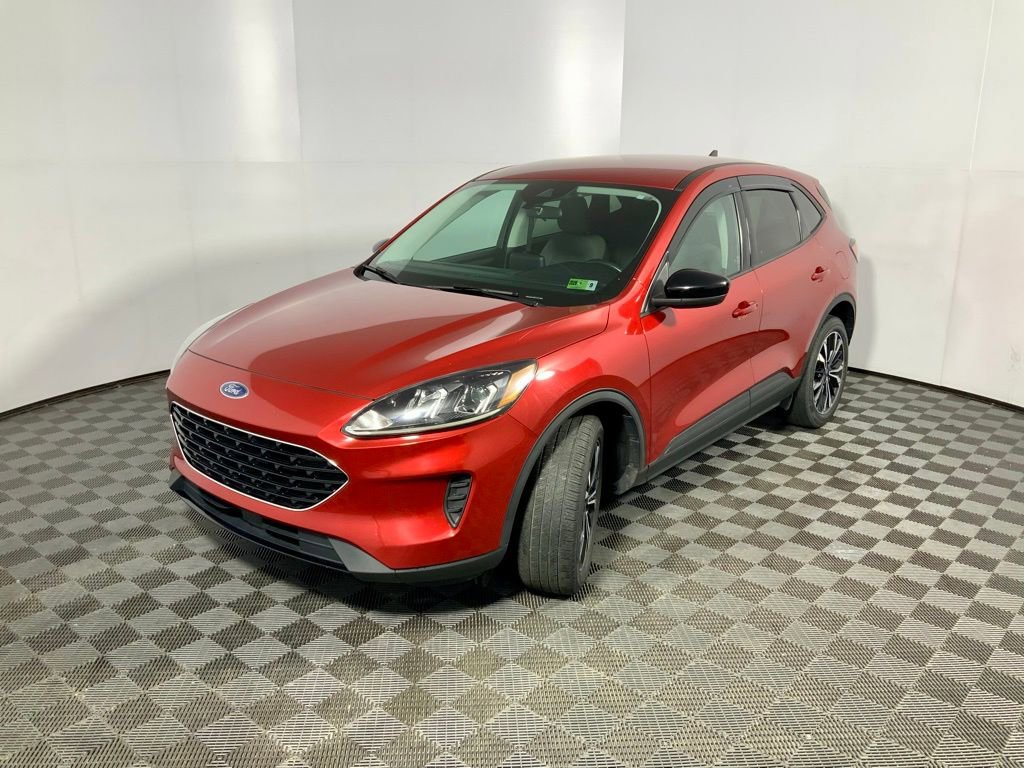 Used 2021 Ford Escape SE w/ SE Sport Appearance Package AWD/4WD image 12