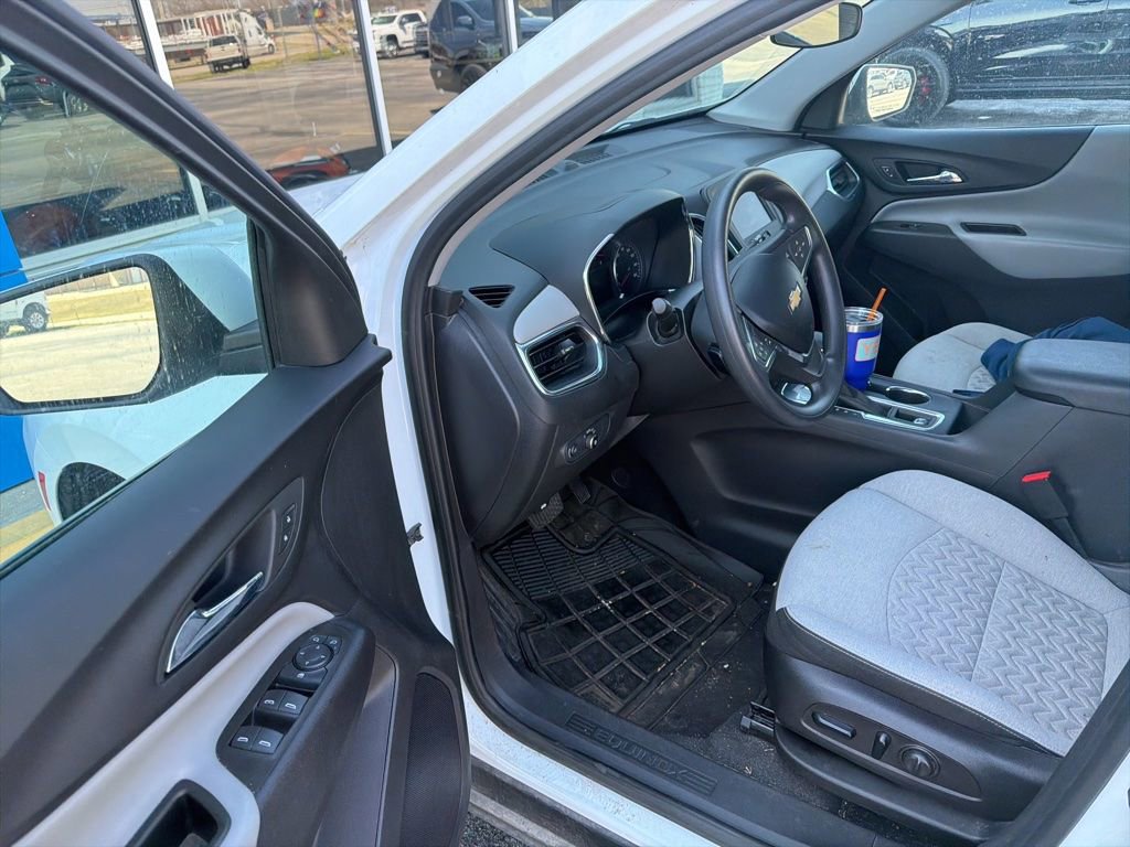 Used 2023 Chevrolet Equinox LT image 6