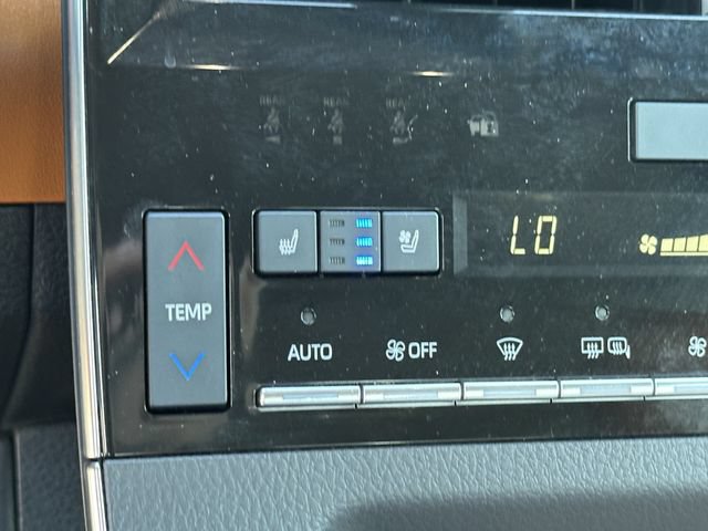 Used 2019 Toyota Avalon Limited w/ Advanced Safety Package FWD image 19