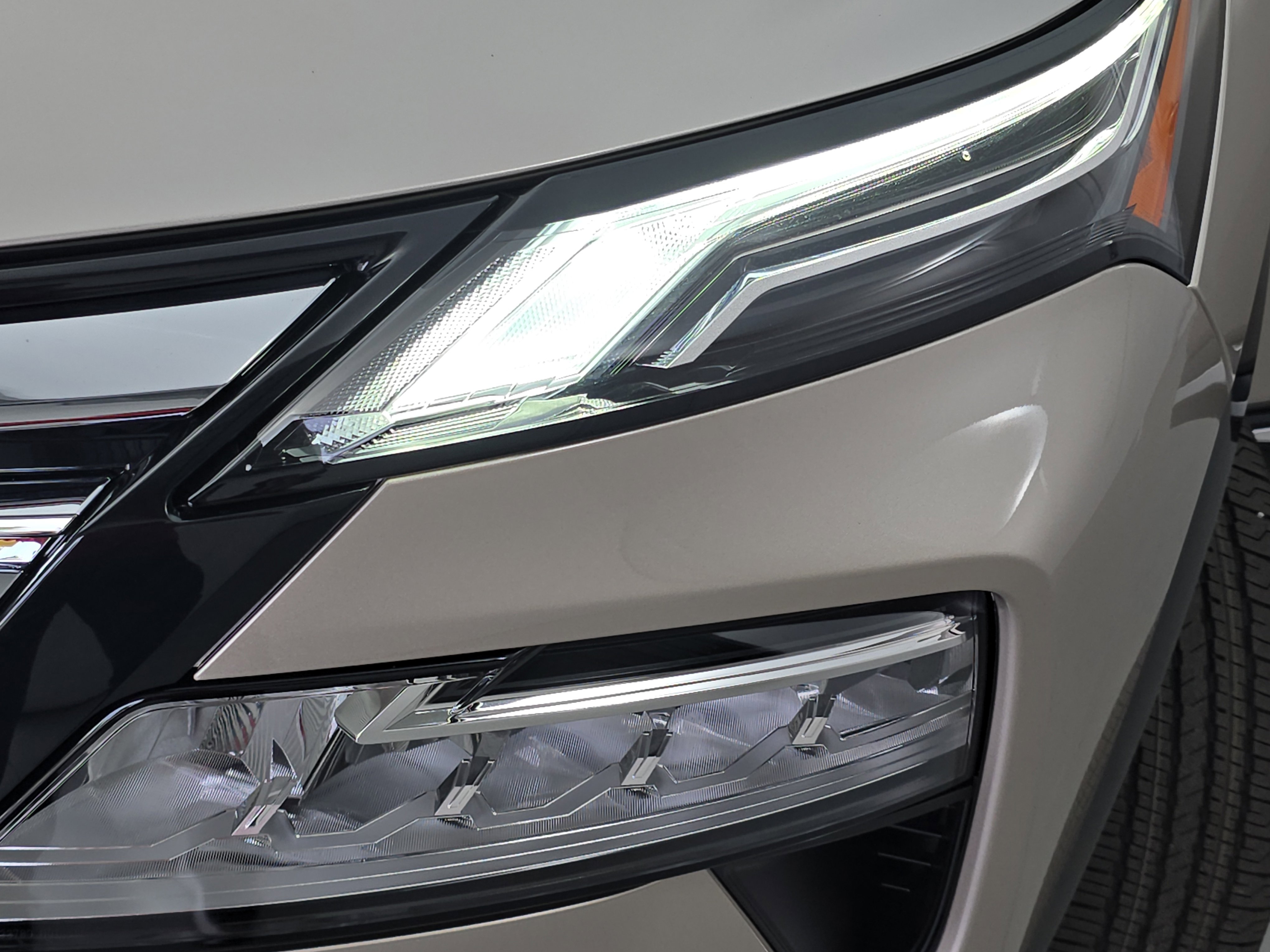 New 2026 Nissan Rogue Platinum image 32