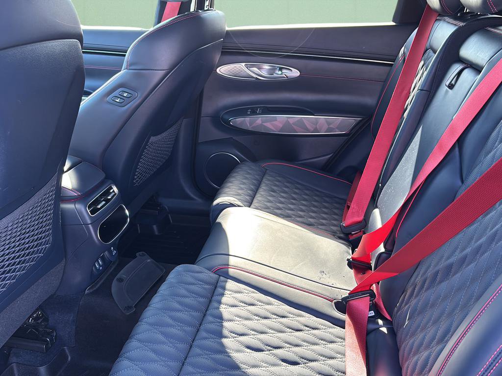 Used 2024 Genesis GV70 3.5T Sport w/ Sport Advanced Package image 21