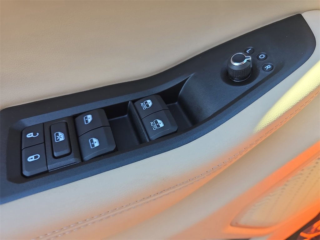 New 2025 Jeep Grand Cherokee Limited w/ Luxury Tech Group II image 29