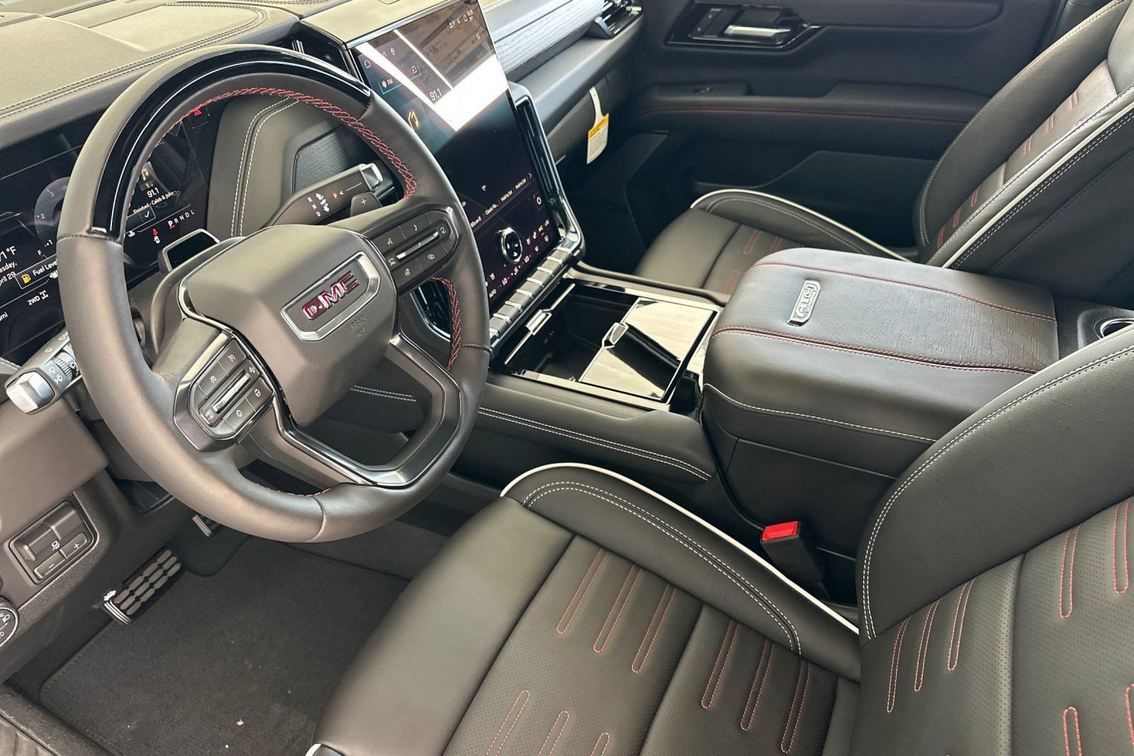 New 2026 GMC Yukon XL AT4 Ultimate AWD/4WD image 11