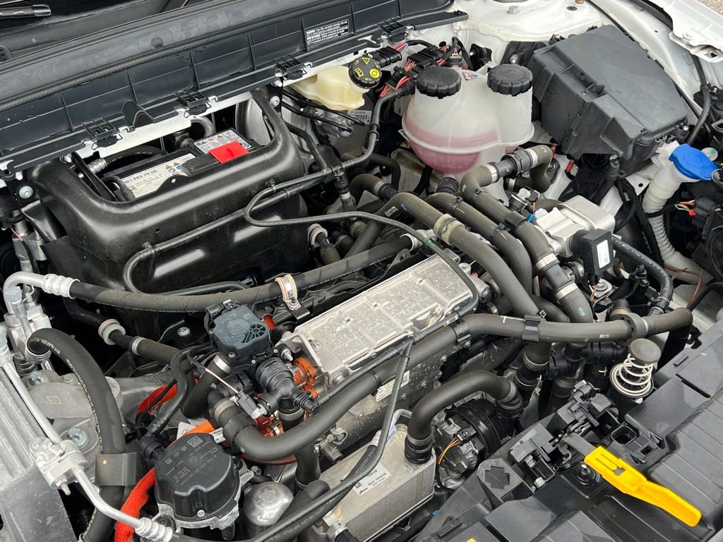 Used 2022 Mercedes-Benz EQB 300 4MATIC image 35