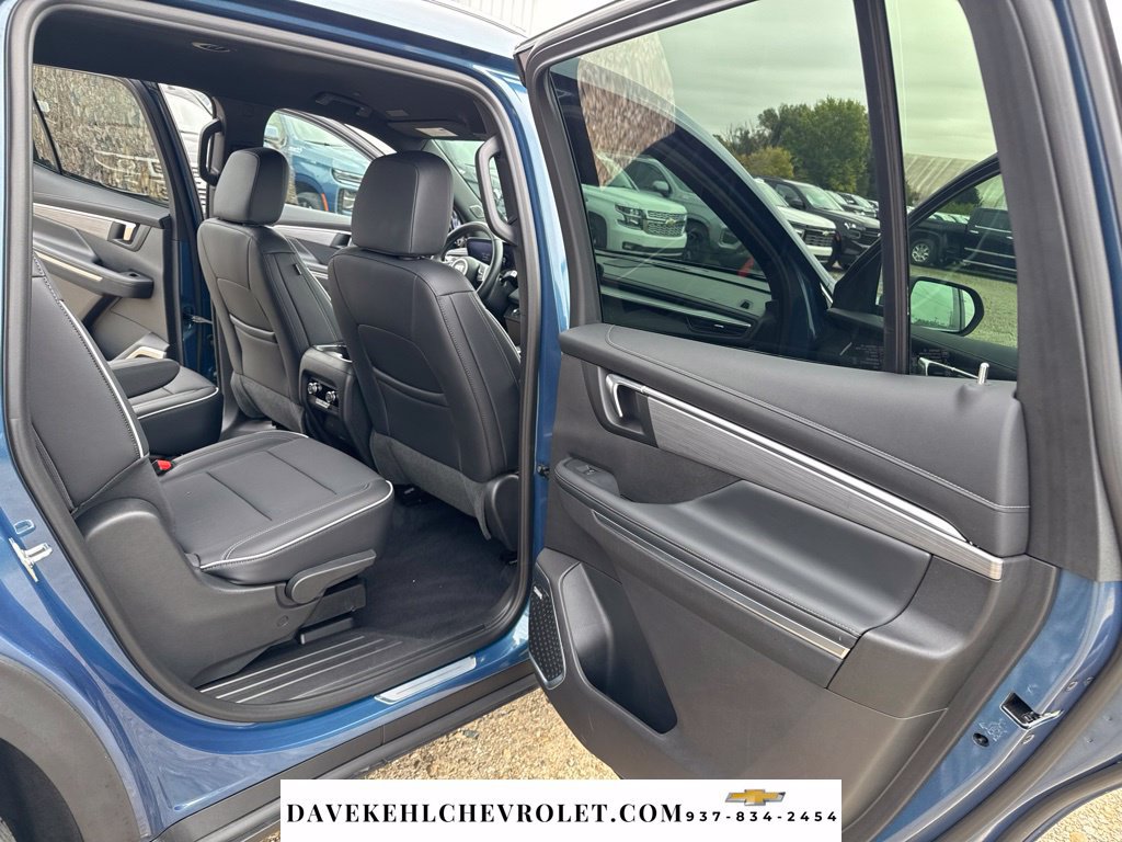 Used 2026 Buick Enclave Preferred AWD/4WD image 25