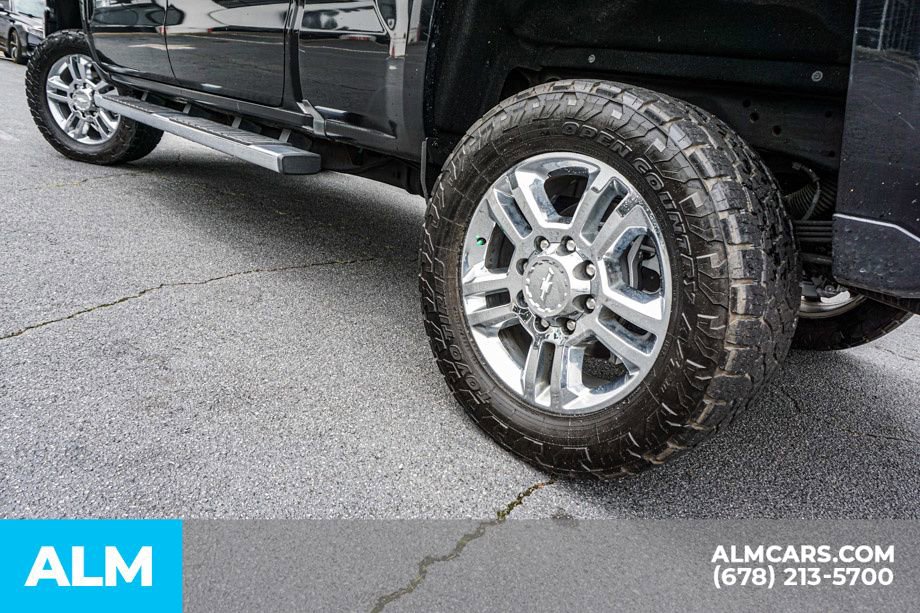 Used 2018 Chevrolet Silverado 2500 High Country w/ Duramax Plus Package AWD/4WD image 16