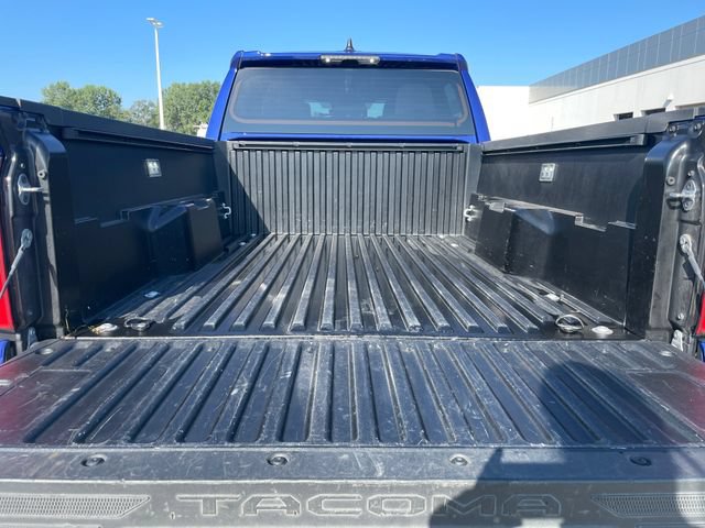 Used 2024 Toyota Tacoma TRD Off-Road AWD/4WD image 32