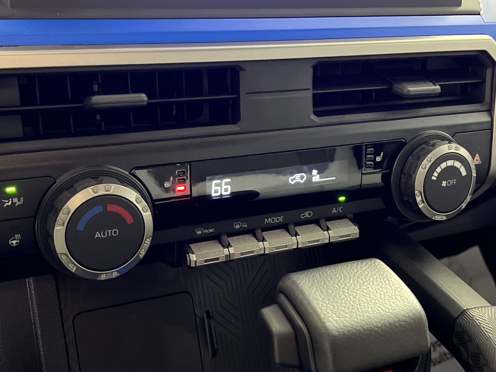 Used 2025 Toyota 4Runner TRD Off-Road image 21