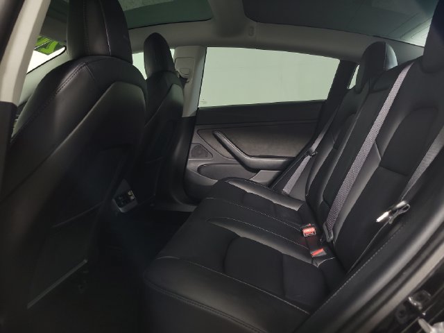 Used 2020 Tesla Model 3 Performance AWD/4WD image 9