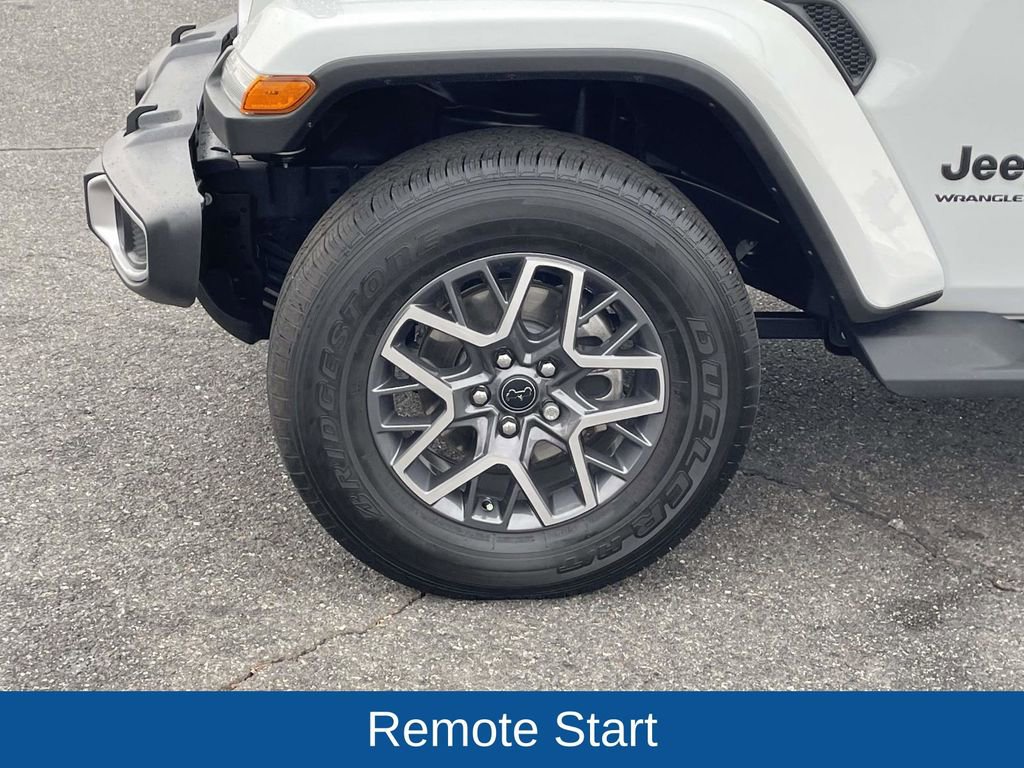 Certified 2025 Jeep Wrangler Sahara image 11