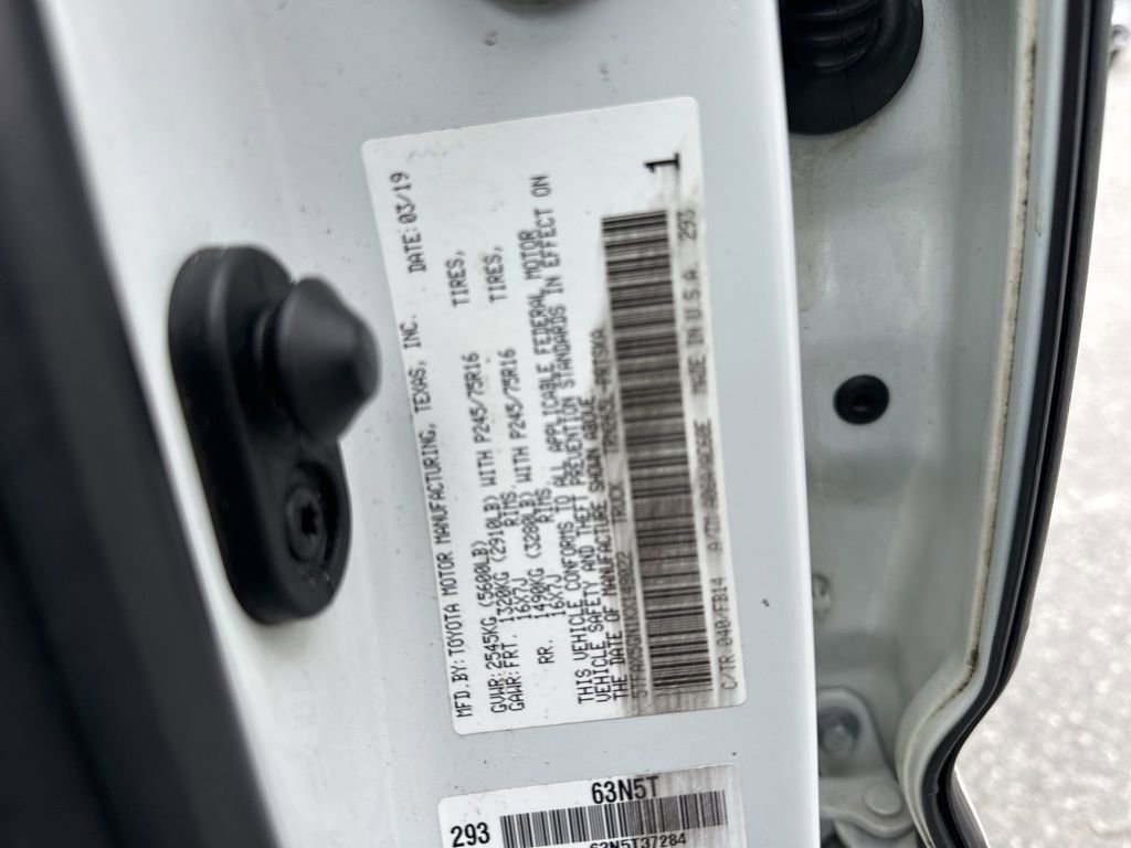 Used 2019 Toyota Tacoma SR image 31