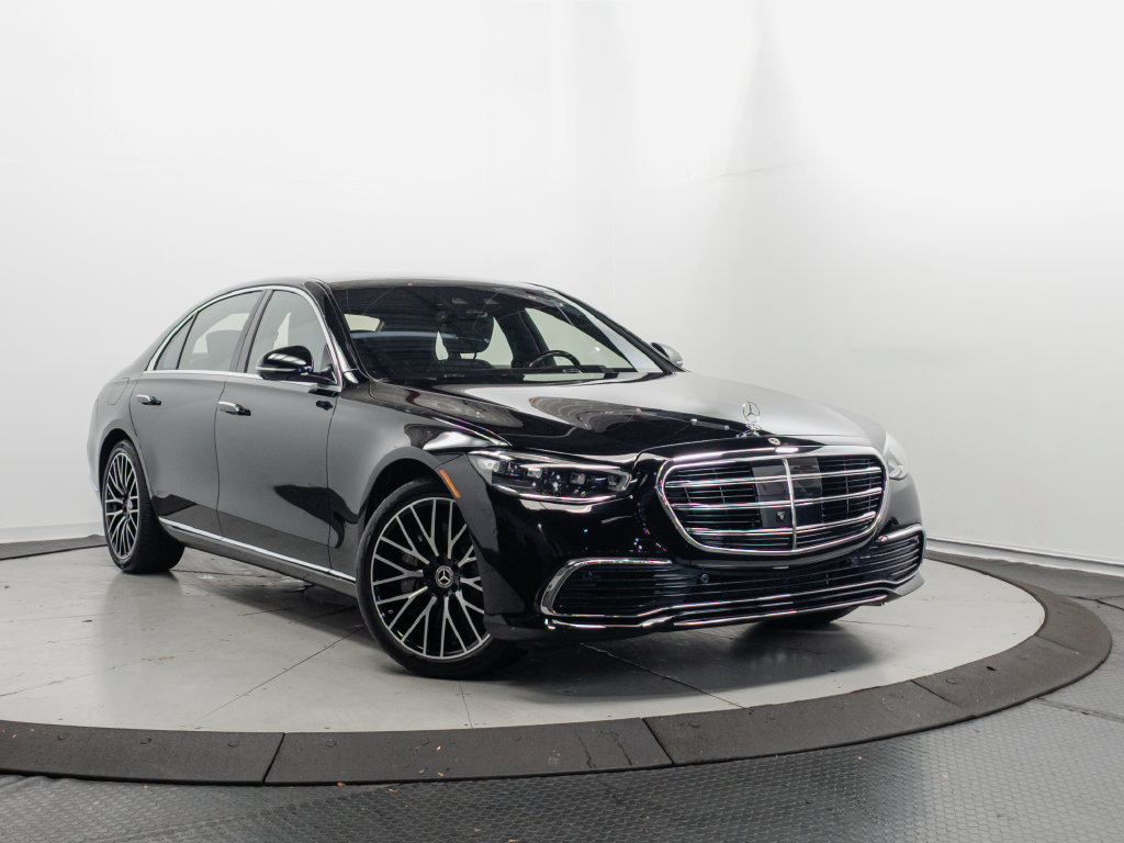 Used 2025 Mercedes-Benz S 580 4MATIC Sedan image 1