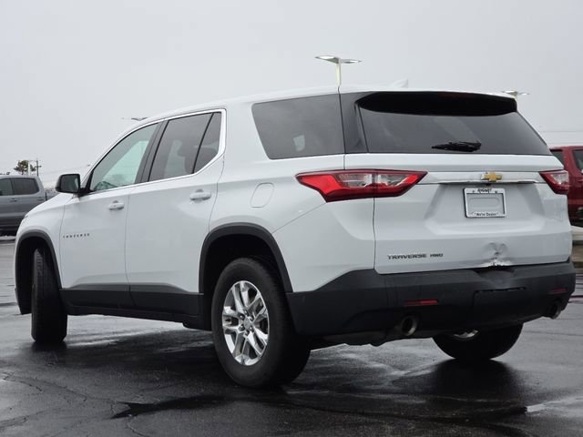 Used 2019 Chevrolet Traverse LS AWD/4WD image 17