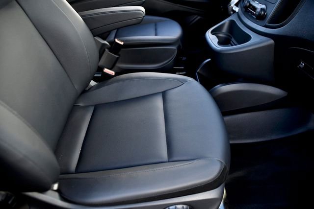 Used 2023 Mercedes-Benz Metris Passenger image 35