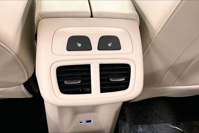 Used 2023 Buick Envision Avenir image 30