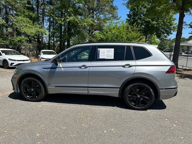 Used 2023 Volkswagen Tiguan SE R-Line image 8
