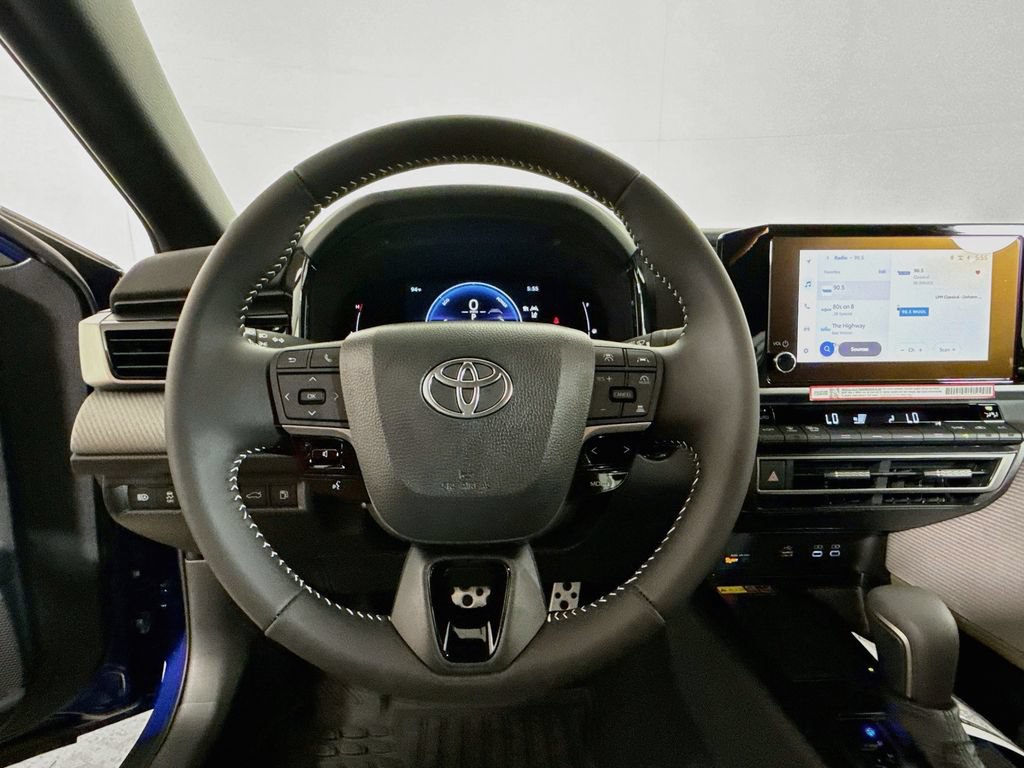 New 2026 Toyota Camry SE FWD image 11