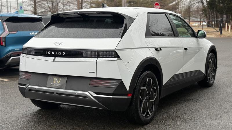 Used 2024 Hyundai Ioniq 5 SEL image 5