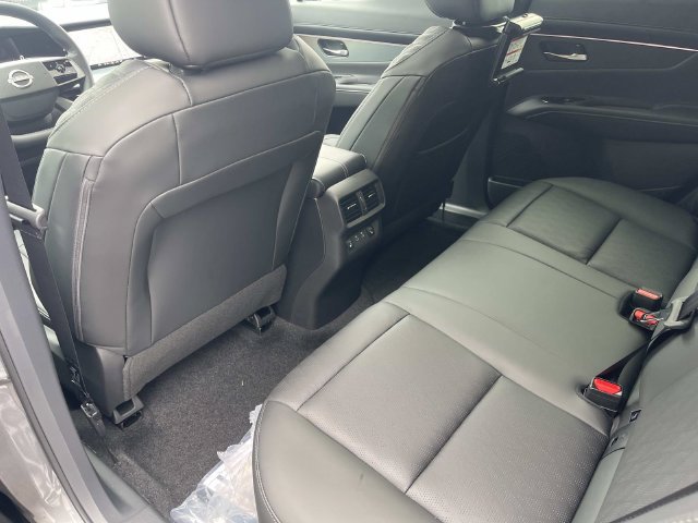 New 2026 Nissan Murano Platinum w/ Cargo Package AWD/4WD image 19
