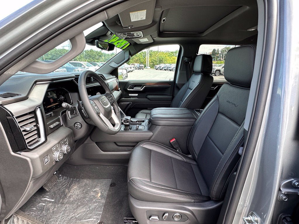 New 2026 GMC Sierra 1500 Denali w/ Denali Reserve Package AWD/4WD image 16