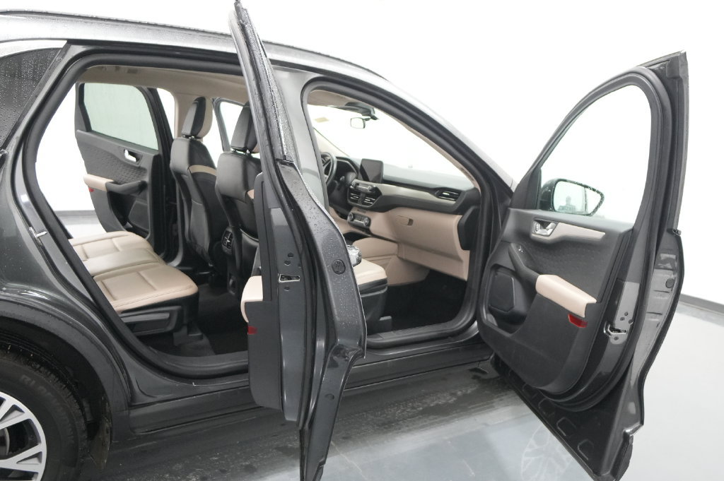 Used 2020 Ford Escape SEL AWD/4WD image 29
