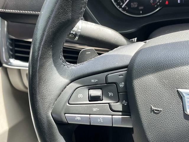 Used 2021 Cadillac XT4 Luxury w/ Cold Weather Package image 16