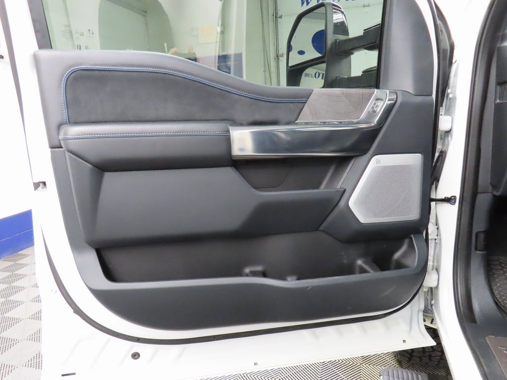 Used 2025 Ford F250 Platinum image 57