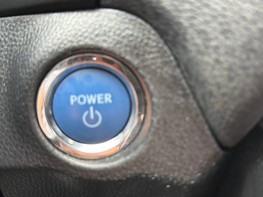 Used 2021 Toyota RAV4 XLE w/ Convenience Package AWD/4WD image 46