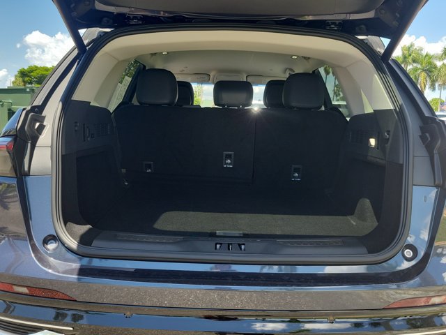 Certified 2024 Lincoln Nautilus Reserve AWD/4WD image 7