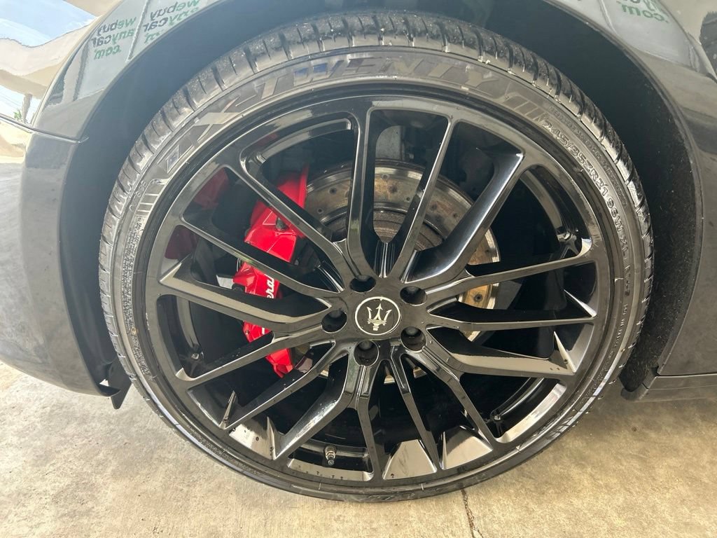 Used 2021 Maserati Ghibli S GranSport Q4 AWD/4WD image 17
