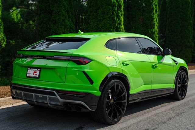 Used 2021 Lamborghini Urus AWD/4WD image 16