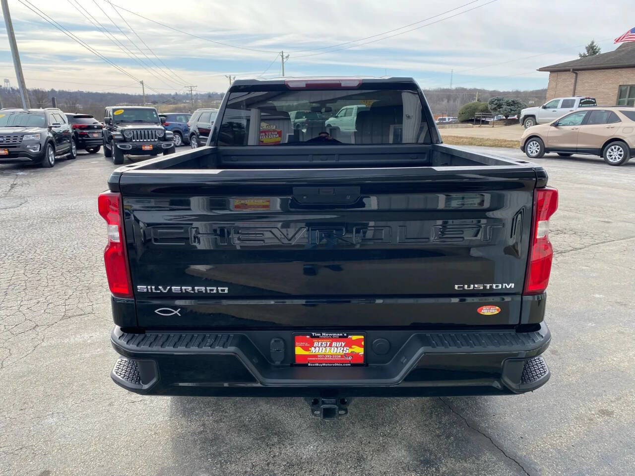 Used 2020 Chevrolet Silverado 1500 Custom w/ Custom Value Package image 6